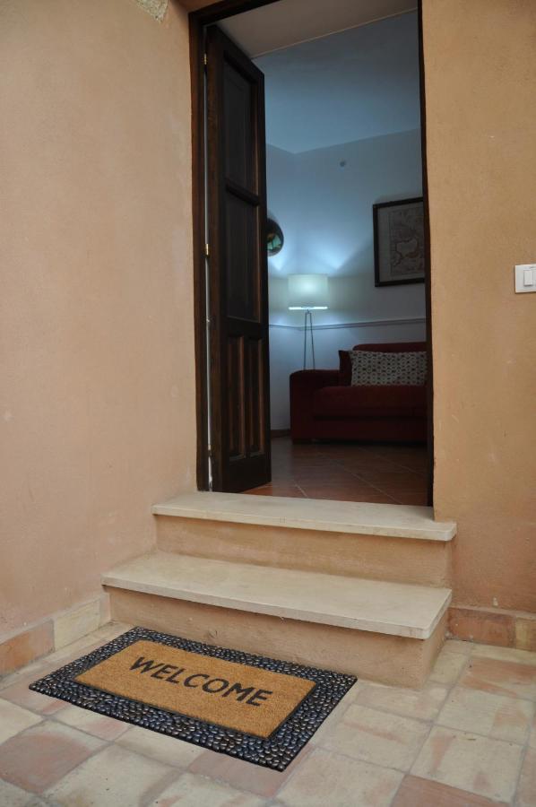 Corte Roma 148 Apt Syrakus Exterior foto
