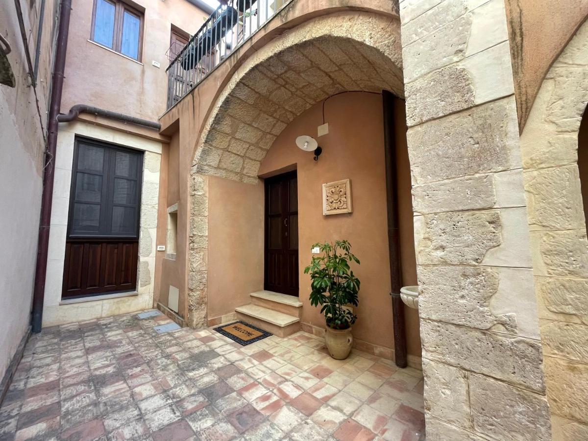 Corte Roma 148 Apt Syrakus Exterior foto